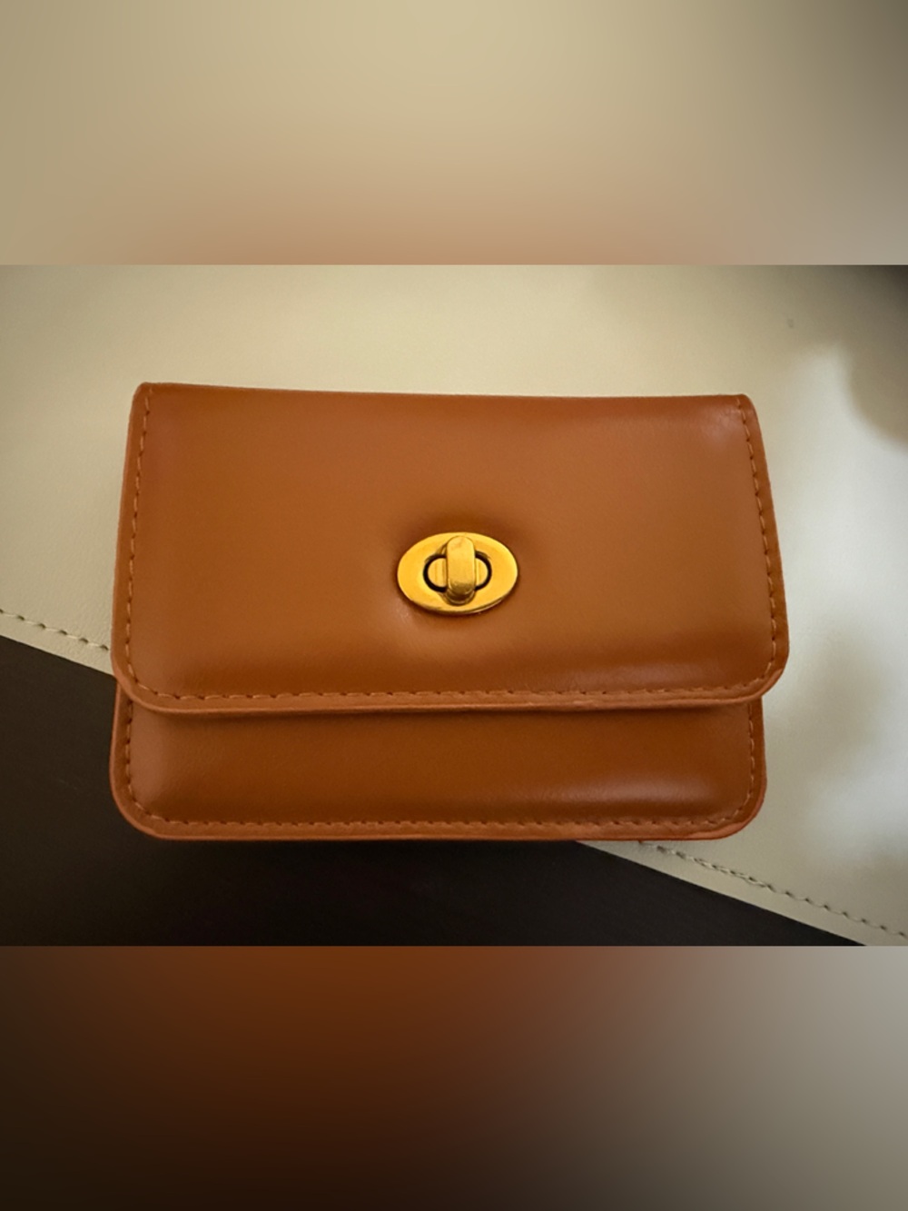 Classic Brown Leather Turn-Lock card holder